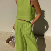 GREEN