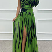 GREEN